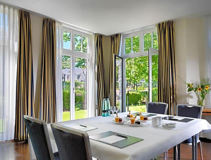 Carstens Landhaus image