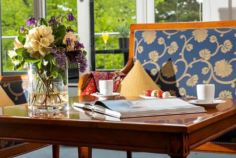 Carstens Landhaus image