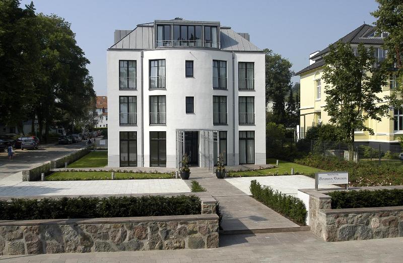 Carstens Landhaus image