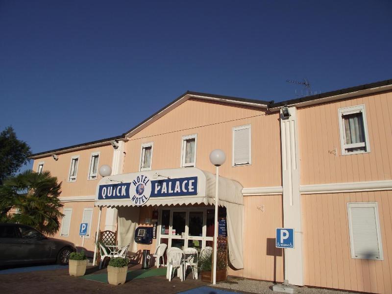 Quick Palace Le Mans Nord St Sturnin image