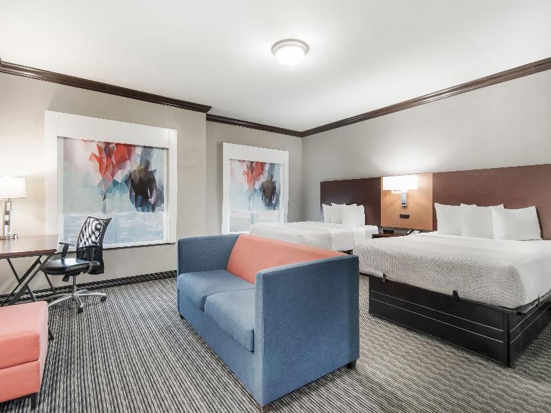 Hawthorn Suites By Wyndham Lubbock image