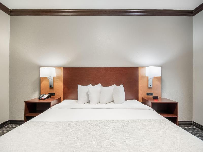 Hawthorn Suites By Wyndham Lubbock image