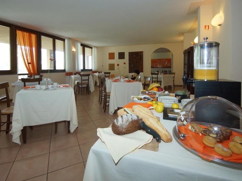 Hotel Garni Al Poggio — general view