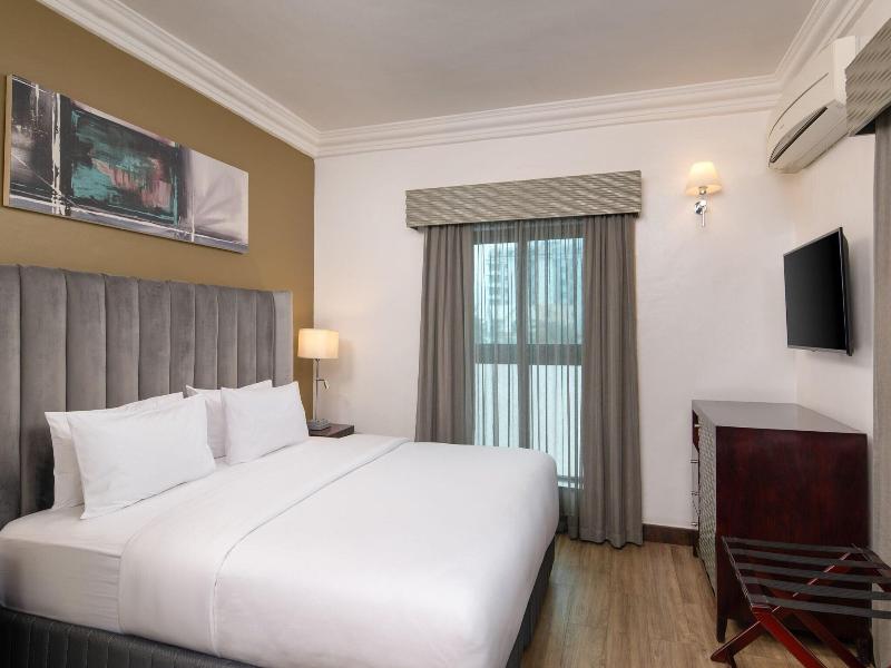 Protea Hotel Lagos Kuramo Waters image