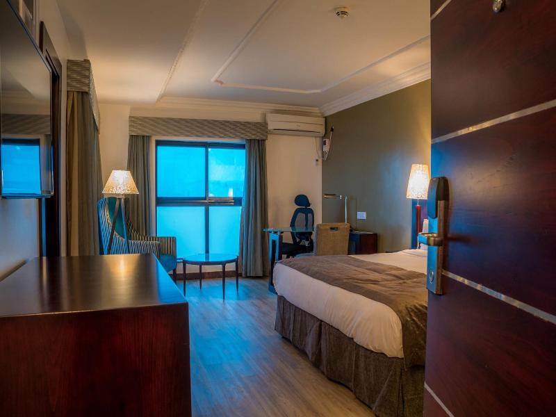 Protea Hotel Lagos Kuramo Waters image
