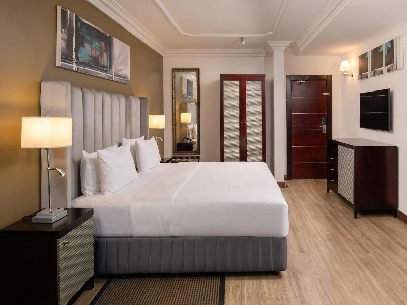 Protea Hotel Lagos Kuramo Waters image
