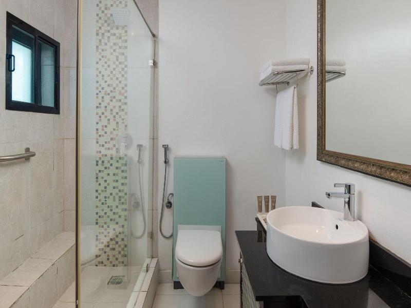 Protea Hotel Lagos Kuramo Waters image