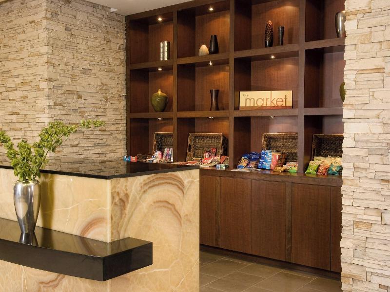 Courtyard By Marriott Los Angeles Sherman Oaks image