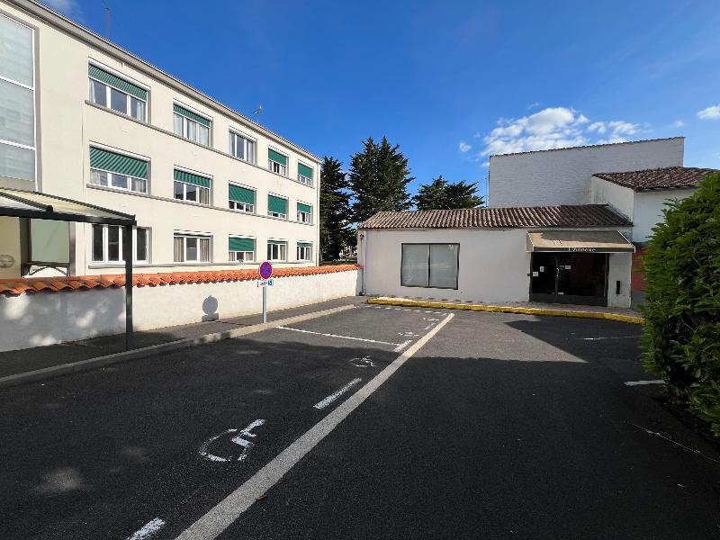 Brit Hotel Du Parc Niort image