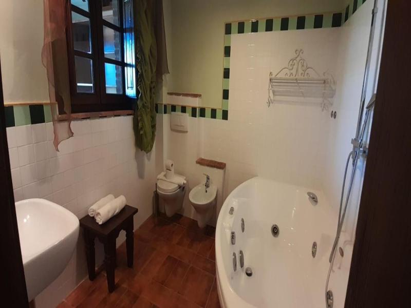 Tenuta di Seripa image