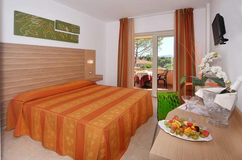 Riva dei Cavalleggeri image