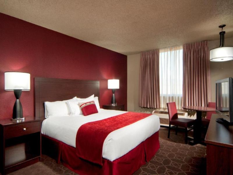 Edgewater Casino Resort image 5