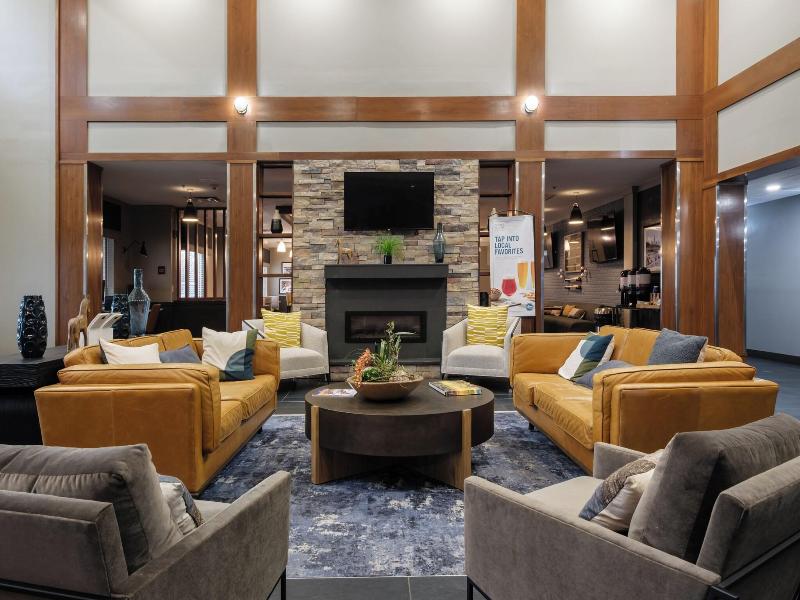 Four Points by Sheraton Louisville Airport image