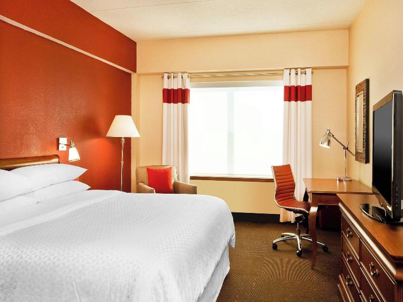 Four Points by Sheraton Louisville Airport image