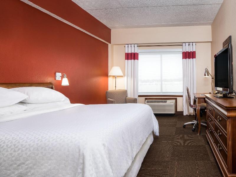 Four Points by Sheraton Louisville Airport image