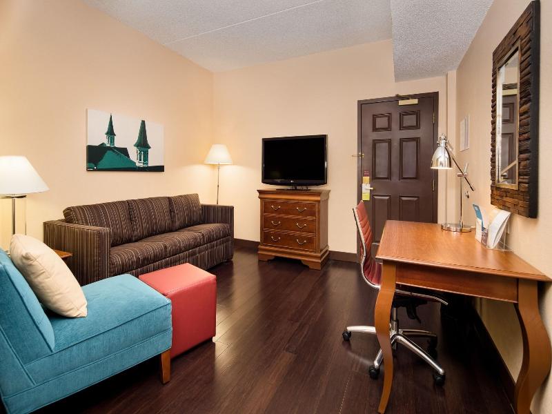 Four Points by Sheraton Louisville Airport image