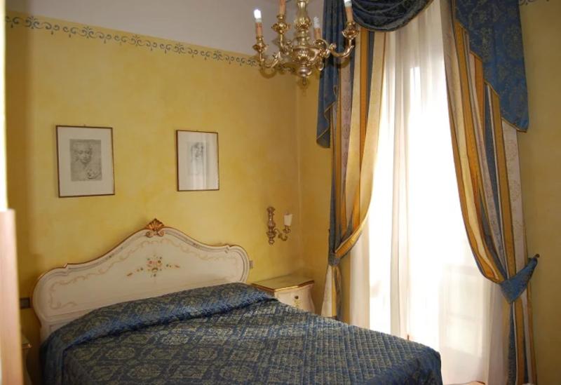 Garda Sol SPA Hotel & Appartamenti image