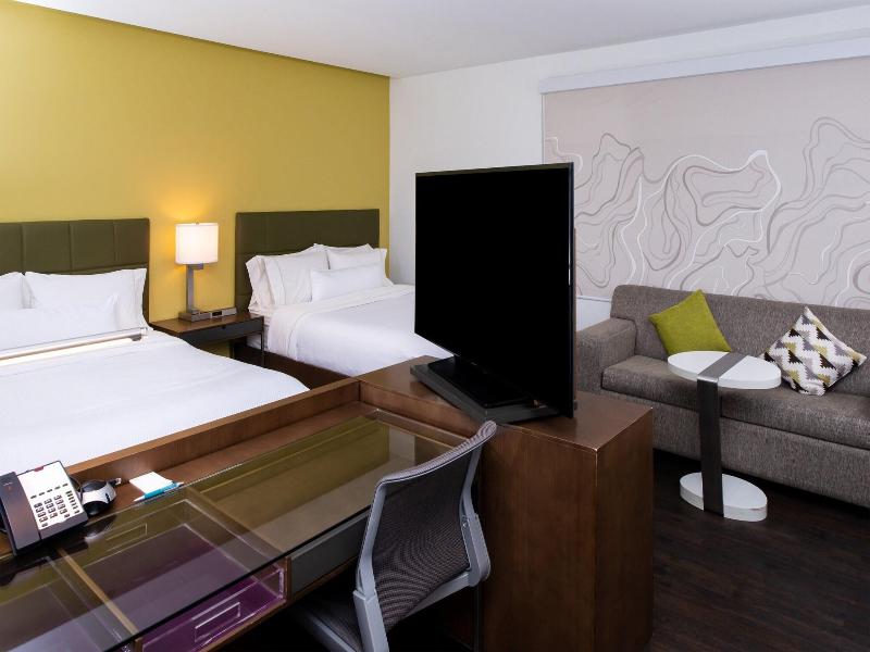 Element Lexington image