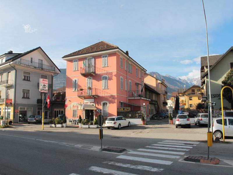 Hotel Domodossola — general view