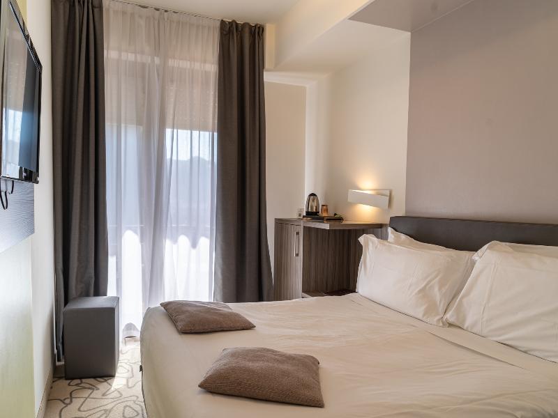 Hotel Désirée by Double Hospitality image