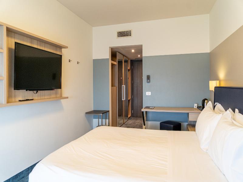 Hotel Désirée by Double Hospitality image