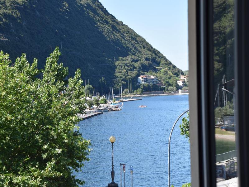 Hotel Vela Azzurra image