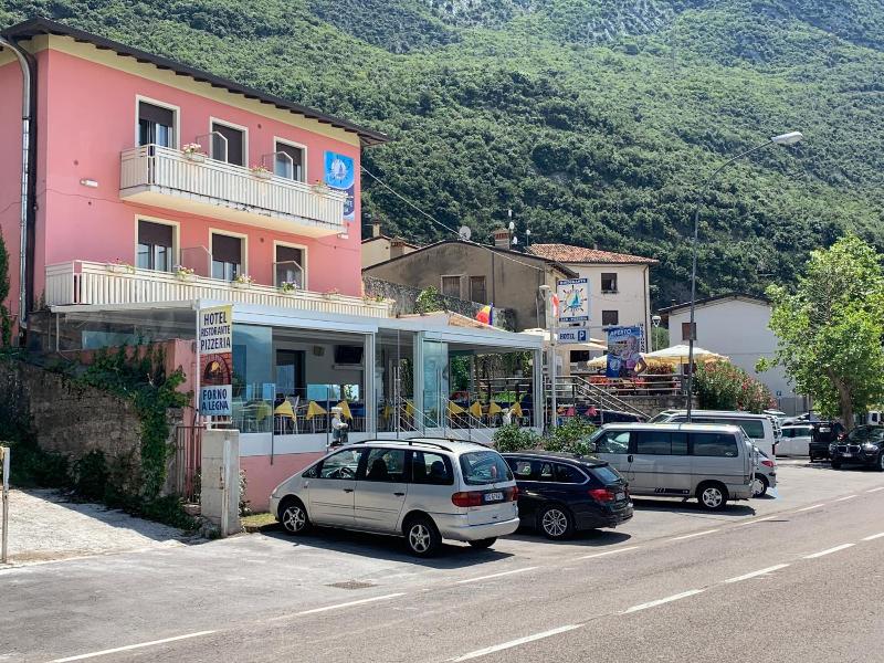 Hotel Vela Azzurra image