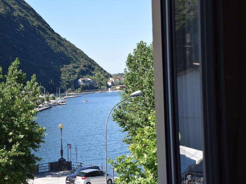 Hotel Vela Azzurra image