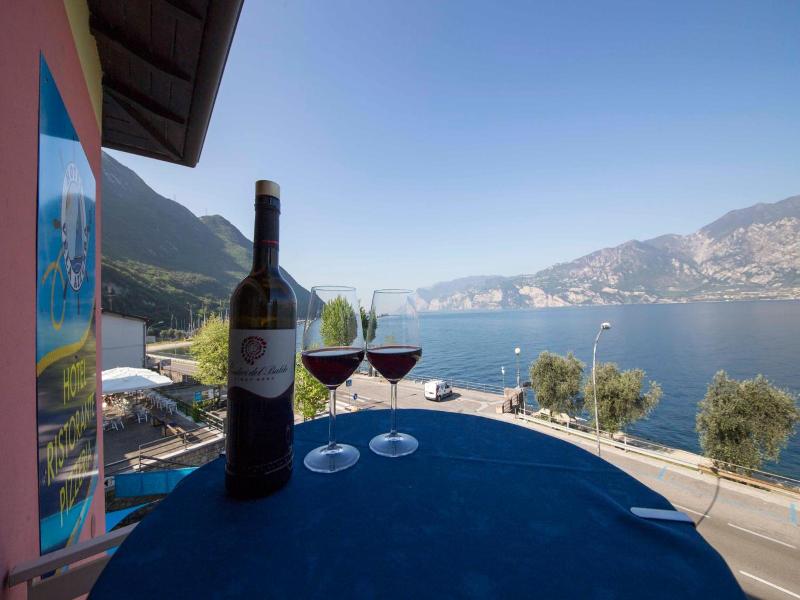 Hotel Vela Azzurra image