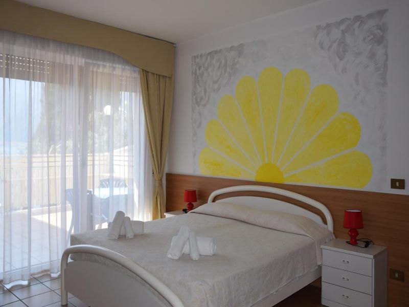 Hotel Vela Azzurra image