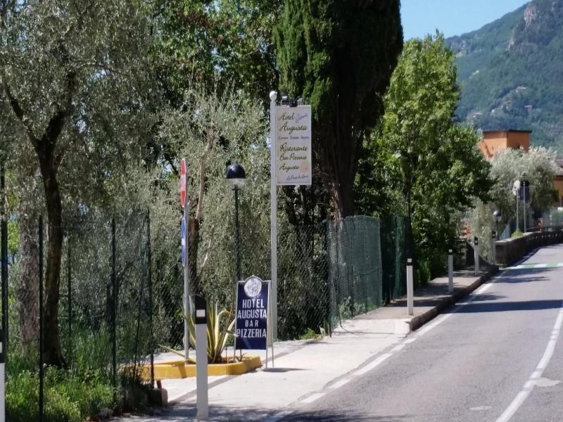 Augusta Garni image