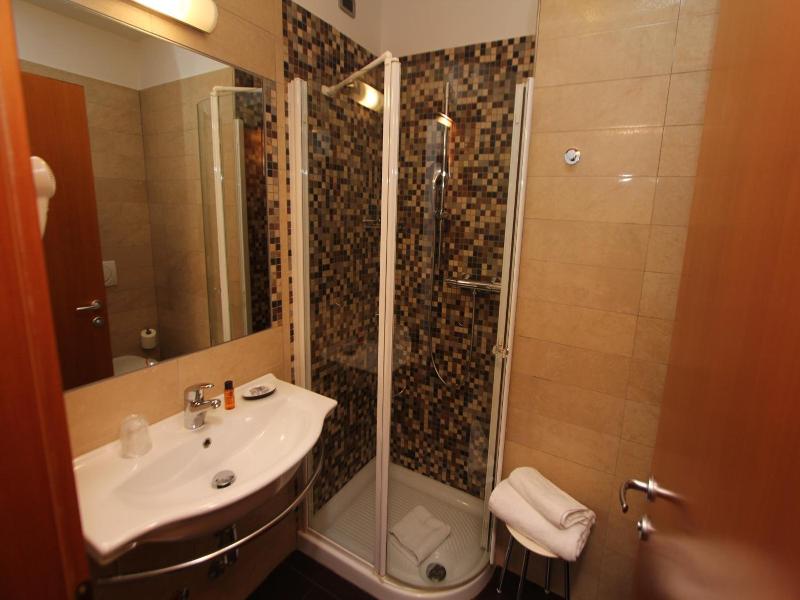 Villa Rosa image