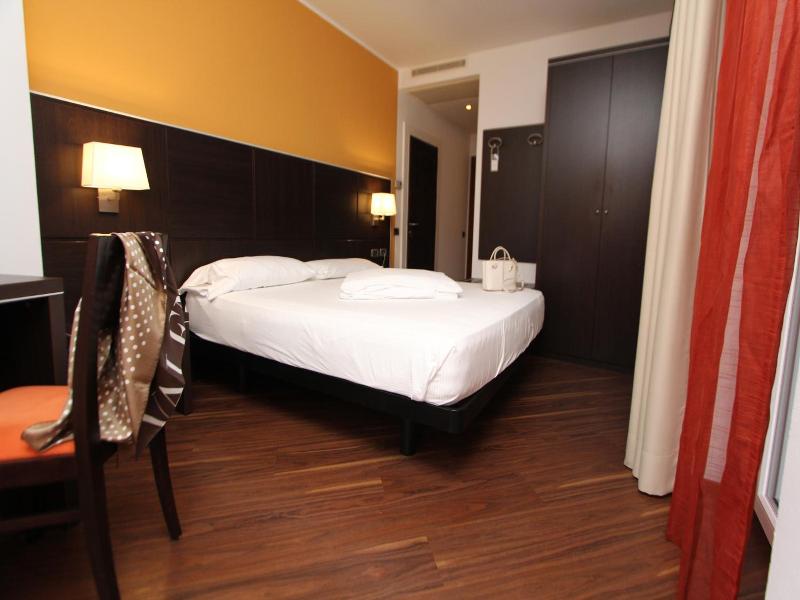 Villa Rosa image