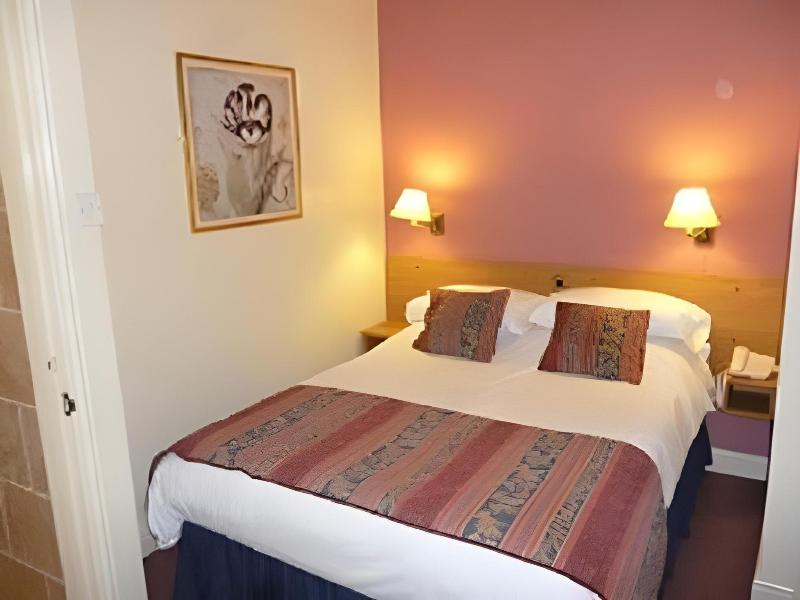 The Red Lion image
