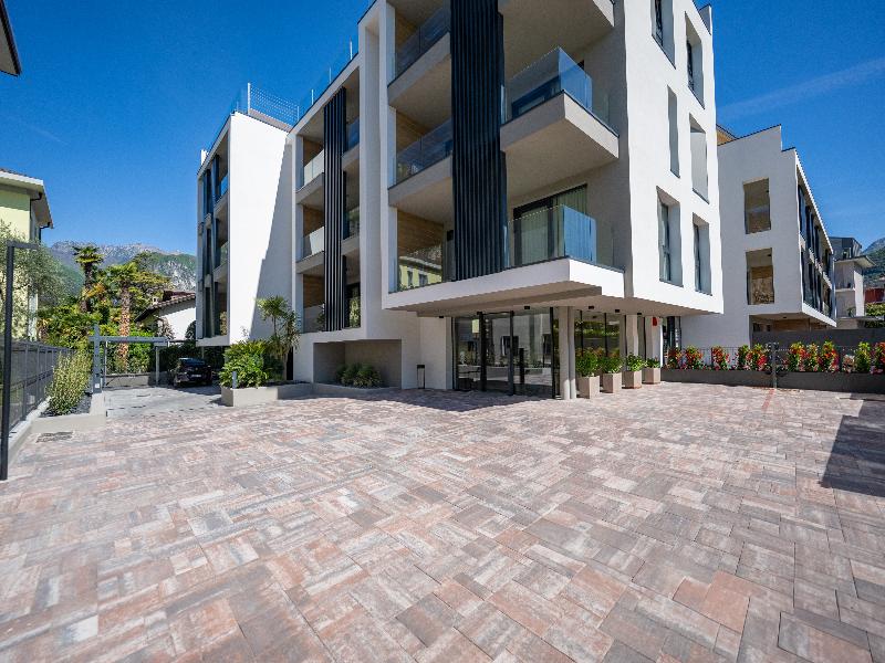 Ètra Suites & Apartments image