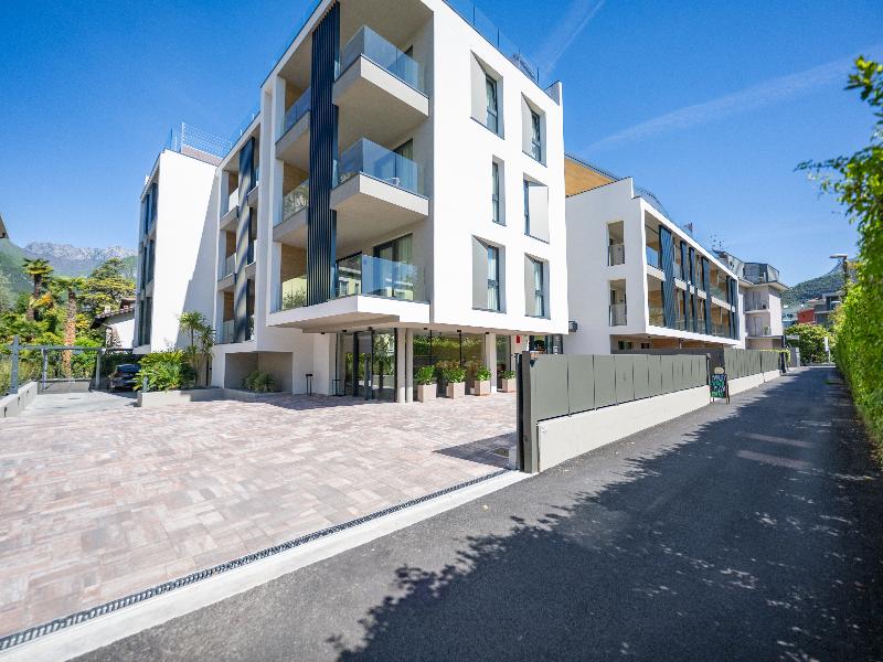 Ètra Suites & Apartments image