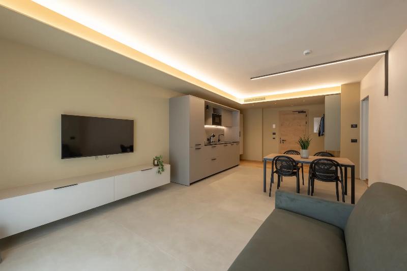 Ètra Suites & Apartments image