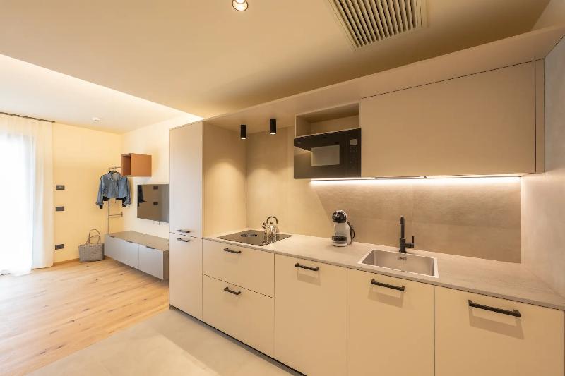 Ètra Suites & Apartments image