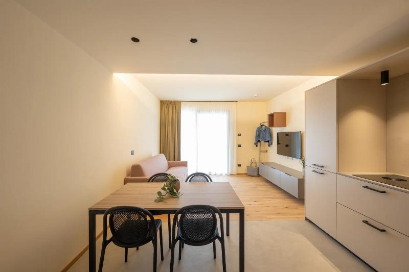 Ètra Suites & Apartments image