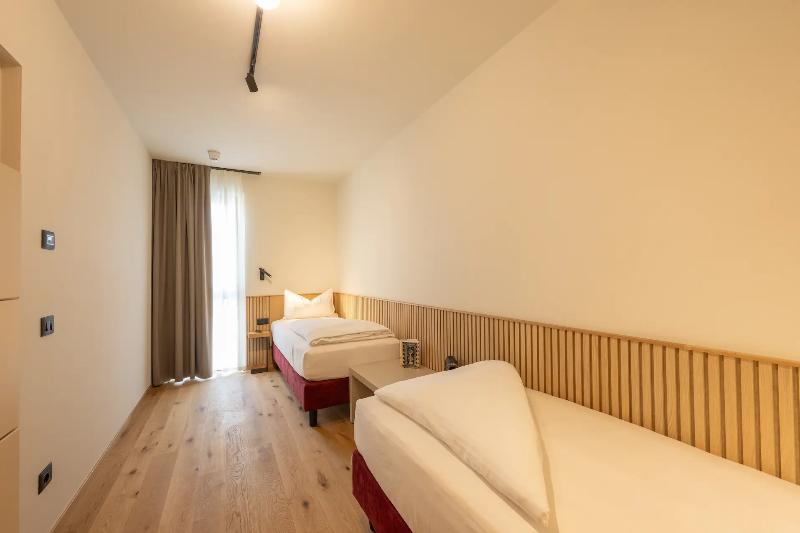 Ètra Suites & Apartments image