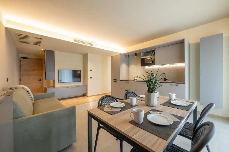 Ètra Suites & Apartments image