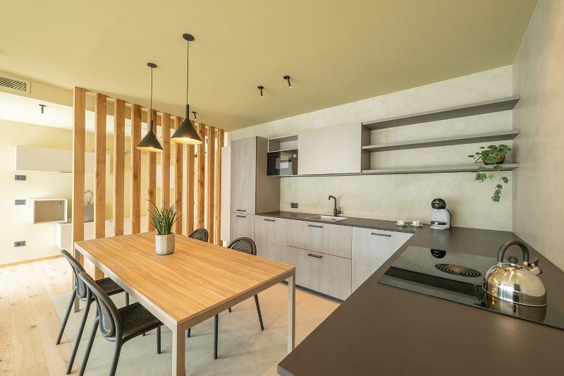 Ètra Suites & Apartments image