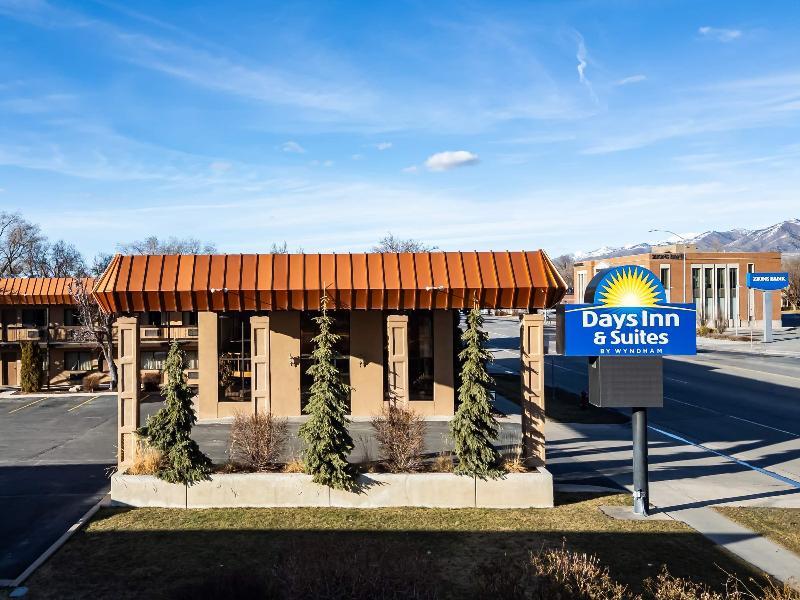 Days Inn & Suites by Wyndham Logan image