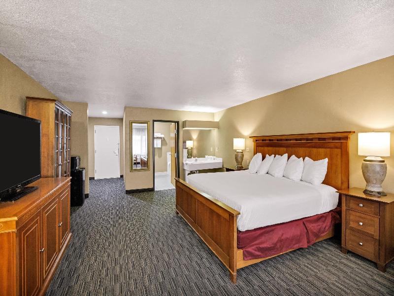 Days Inn & Suites by Wyndham Logan image