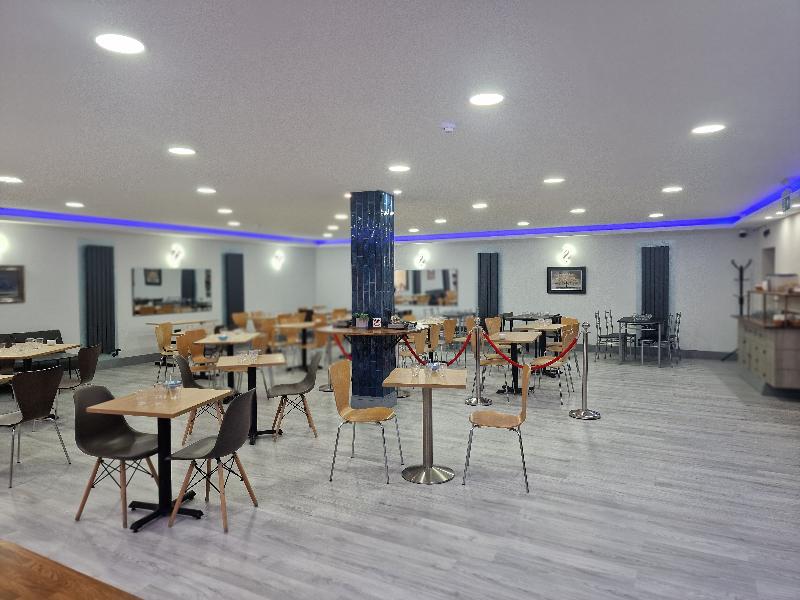 Hotel 65 & Annexes image