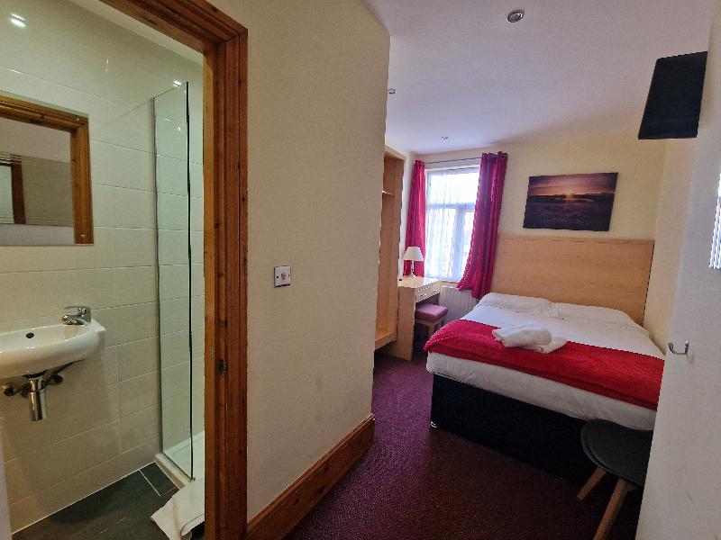 Hotel 65 & Annexes image