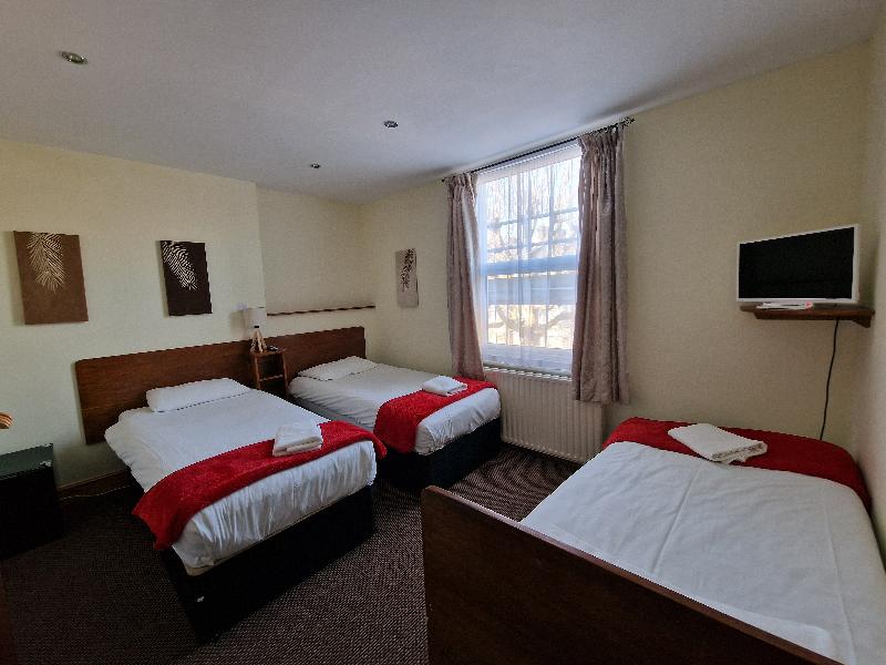 Hotel 65 & Annexes image