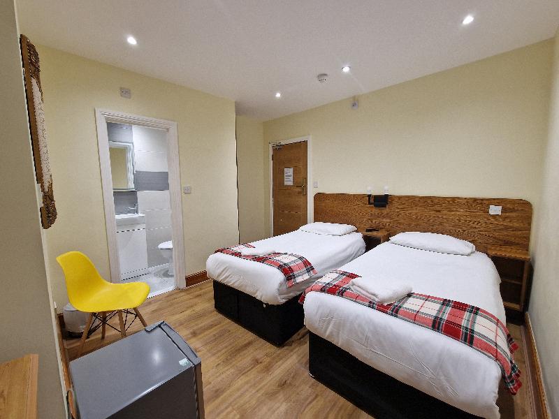 Hotel 65 & Annexes image