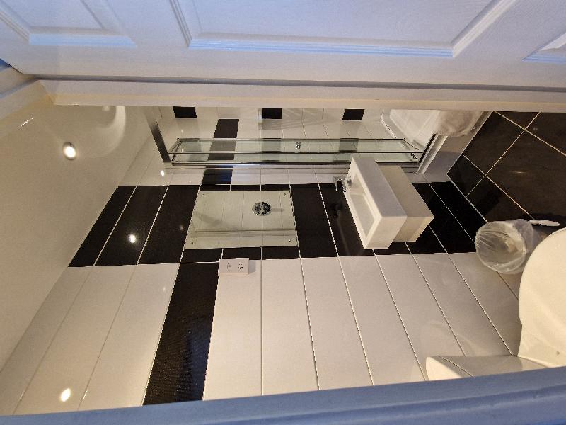 Hotel 65 & Annexes image
