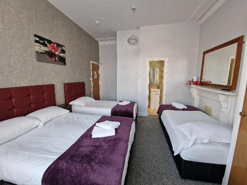 Hotel 65 & Annexes image